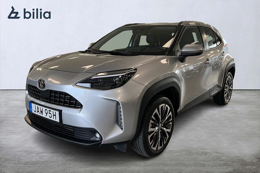 Toyota Yaris Cross Hybrid 130 Style Head-Up JBL Värmare