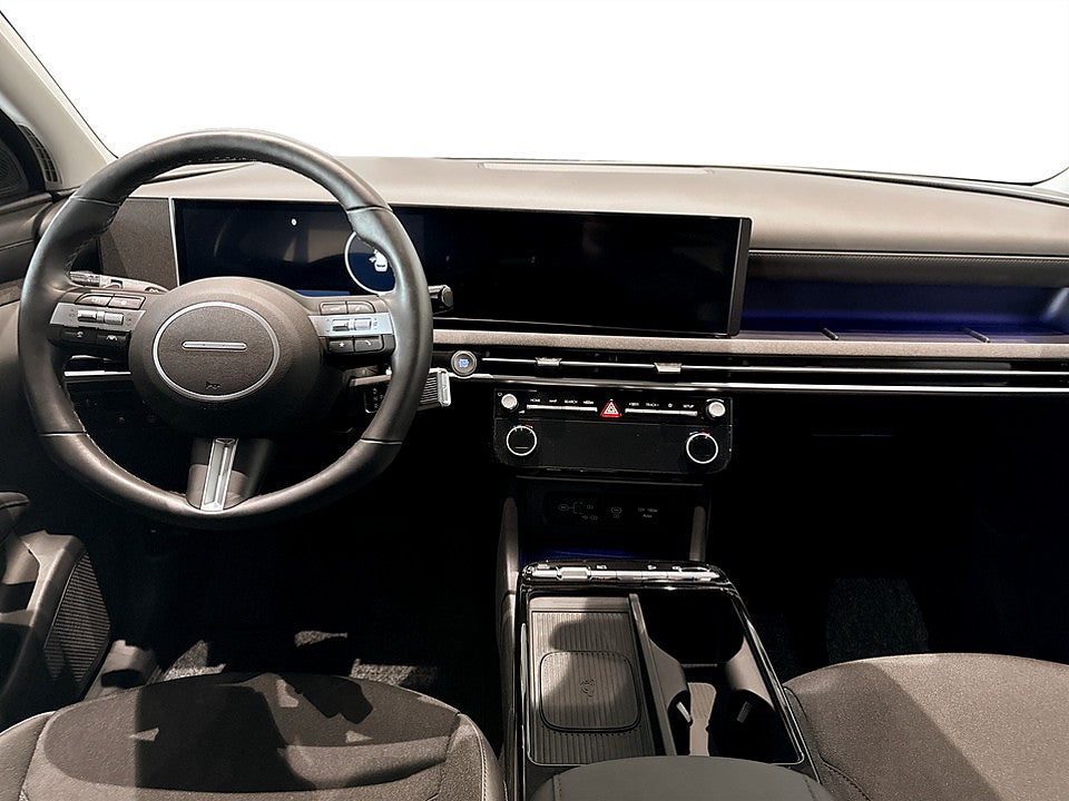 Bild på Hyundai Tucson Essential Hybrid 215hk Aut 4WD B-KAMERA CARPLAY