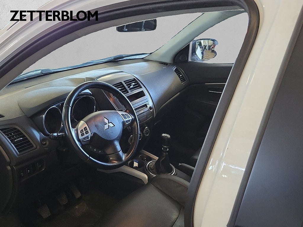 Kombi Mitsubishi ASX 8 av 12