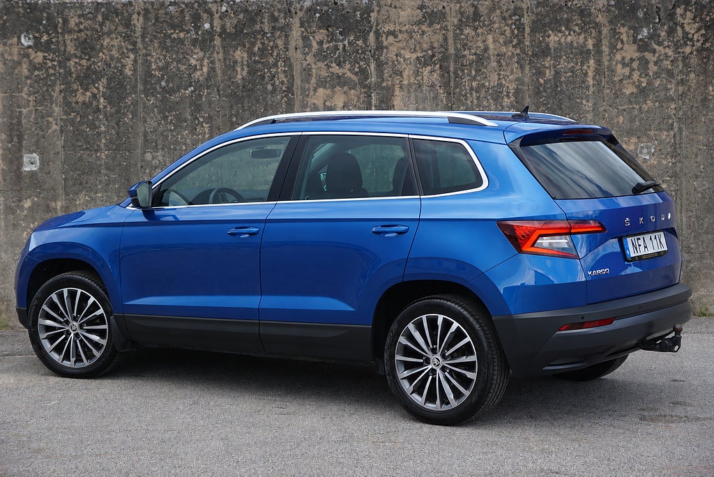 Skoda Karoq 1.5 TSI Style Automat|1-Ägare|Värmare|Cockpit|Drag|