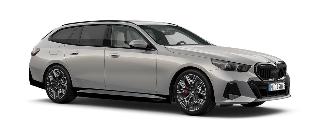 BMW 530e xDrive Fully Charged
