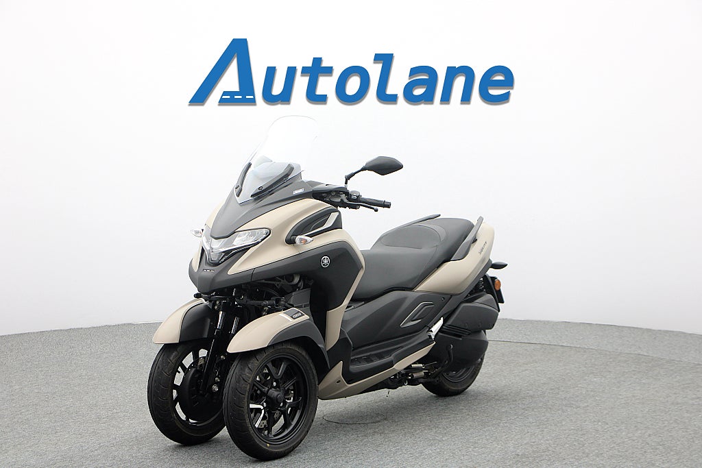 Yamaha Tricity 300 *RESERVERAD*