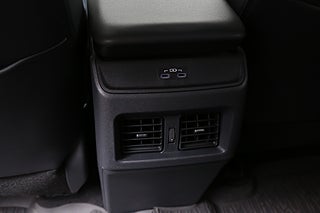 SUV Subaru Uncharted 14 av 22