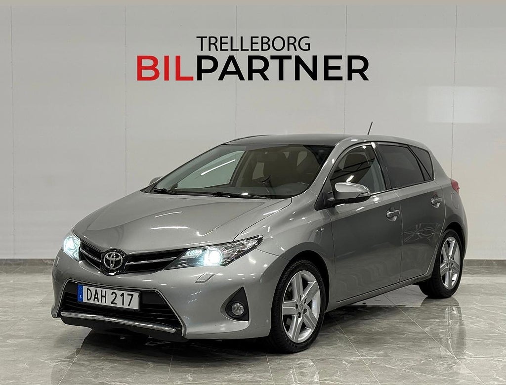 Toyota Auris 1.6 Valvematic Multidrive S Style | Pano | Drag