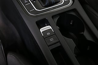 Kombi Volkswagen Passat 18 av 26