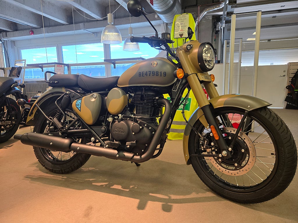 Royal Enfield CLASSIC 350 *NYA FÄRGEN I BUTIK* 