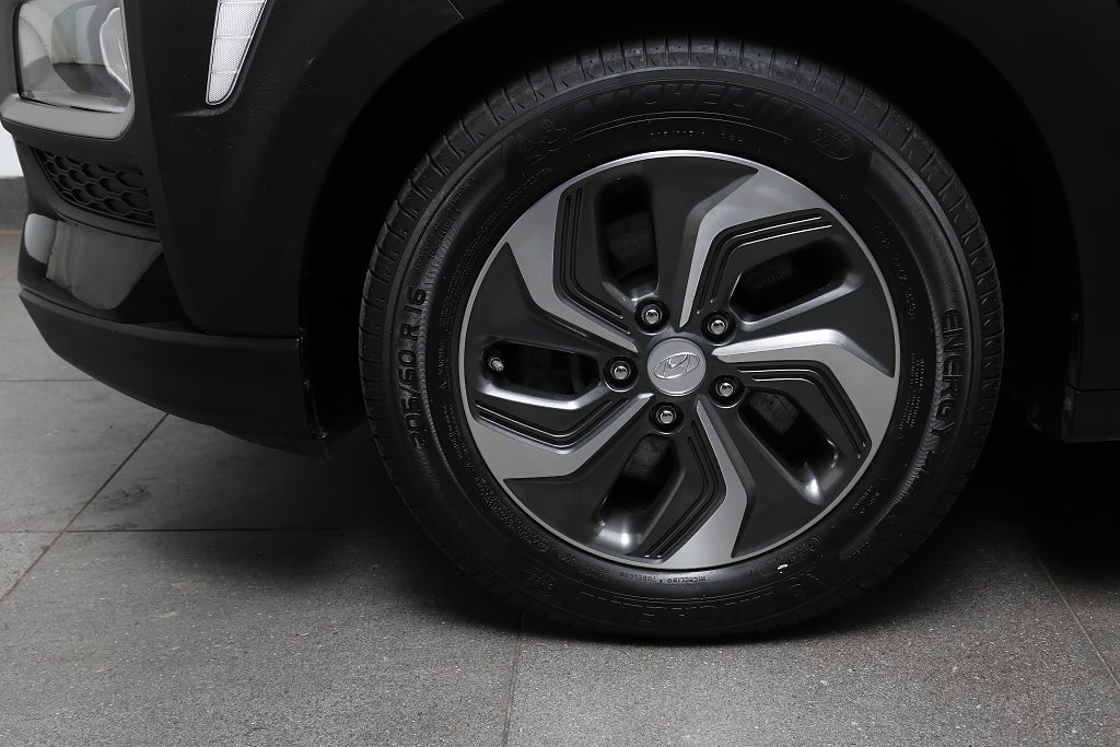 Hyundai Kona Hybrid 1,6 GDI 141hk Trend Aut CarPlay Keyless Kamera 2020