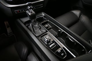 SUV Volvo XC60 24 av 29