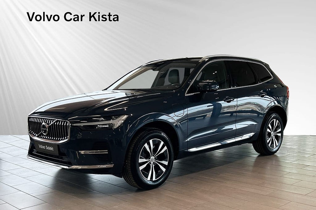 Volvo XC60 Recharge T6 Core Edition Läder 360Kamera H/K