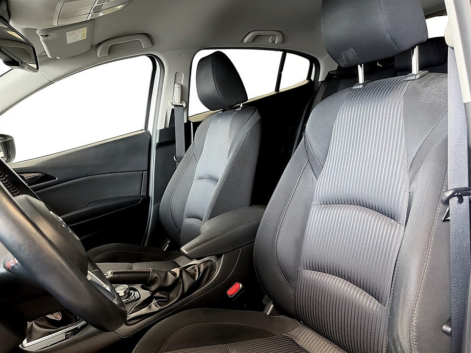 Bild på Mazda 3 Sport 2.0 Skyactive-G 120hk Aut BACKSENSORER NAVI