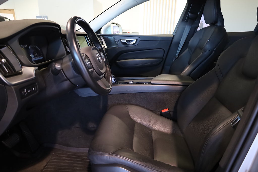 Volvo XC60 Recharge T6 AWD AUT Inscription Exp Pano H&K Leasbar 2021