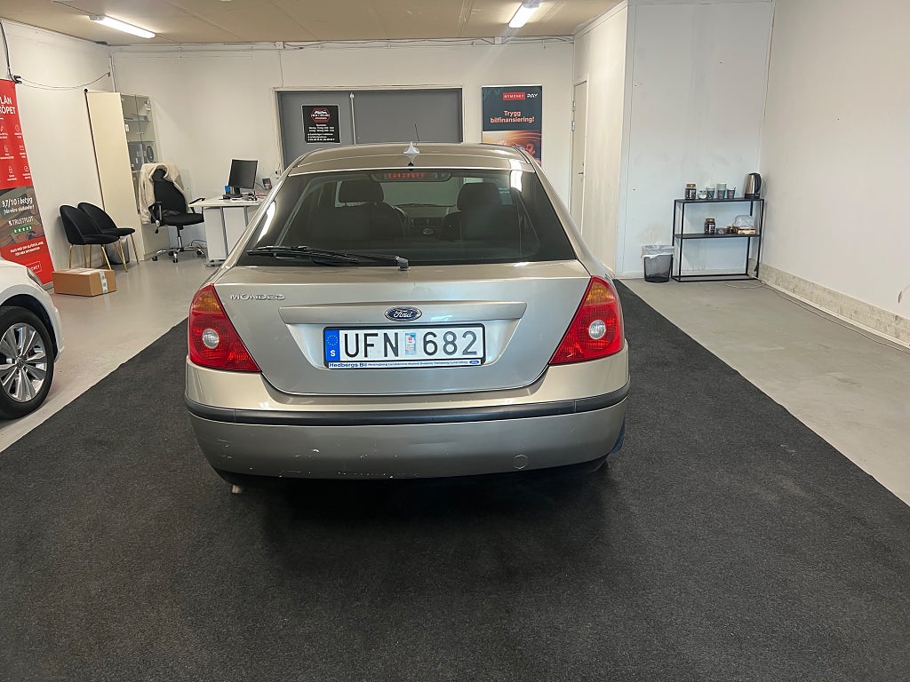 Ford Mondeo Hatchback 2.0 Manual, 145hp, 2003
