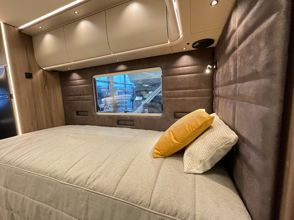 Kabe TMX Royal 810 LT / ALDE / Cinderella / Taksäng / Skinn / 5bält/  - Kabe