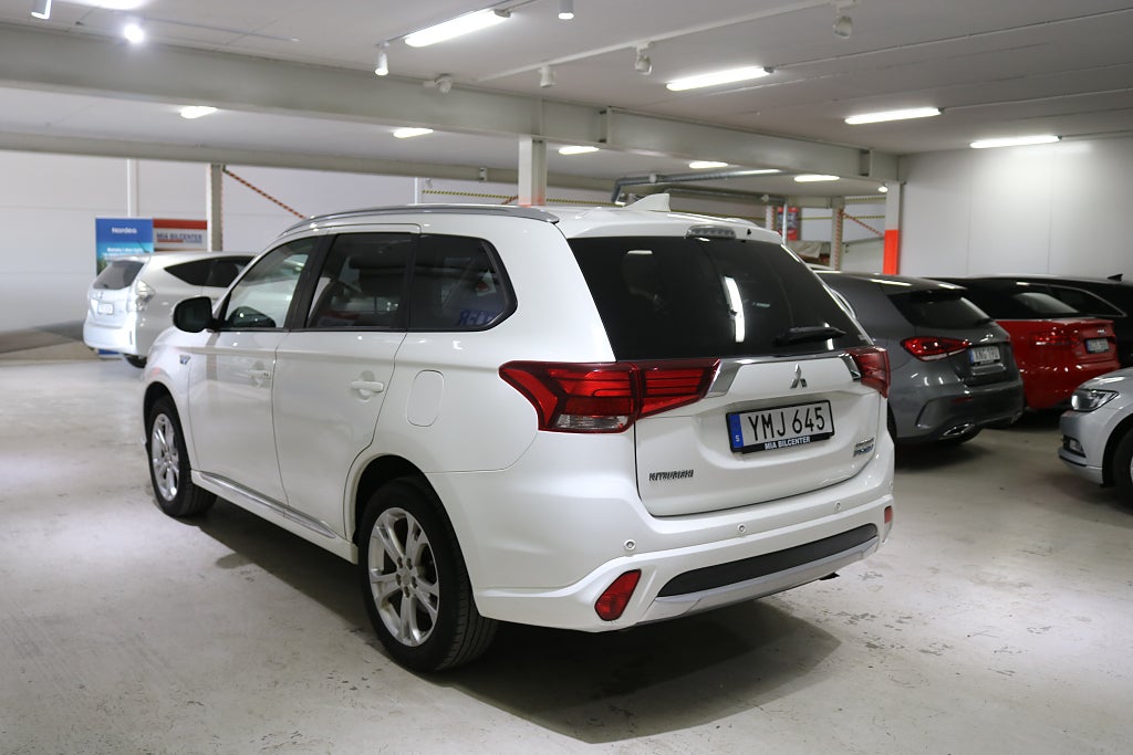 Mitsubishi Outlander 2017 - miniatyr 4