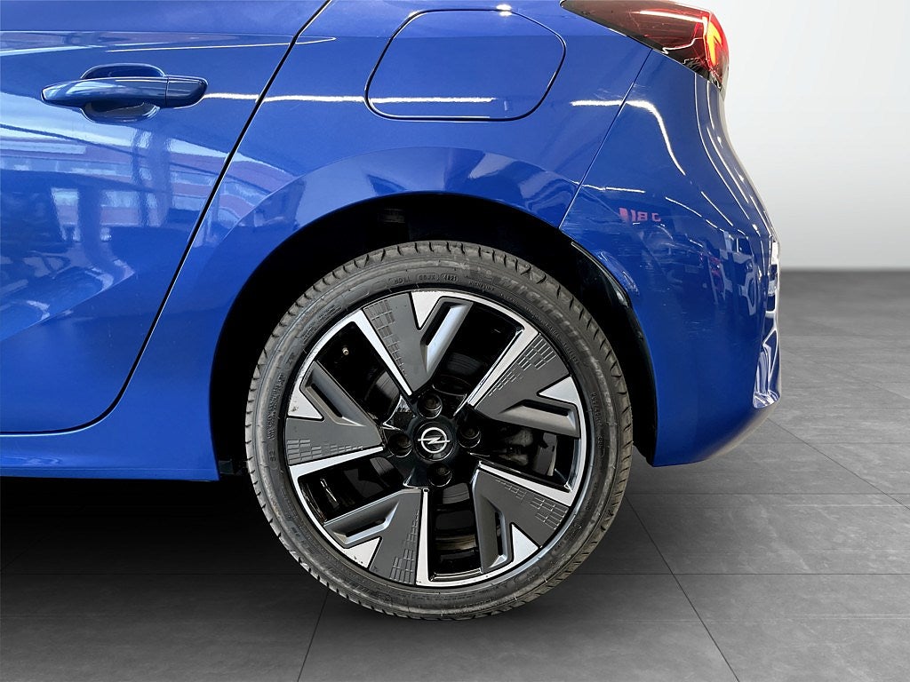 Bild på Opel Corsa-e Designline 50kWh 136hk Aut - B-KAMERA, CARPLAY