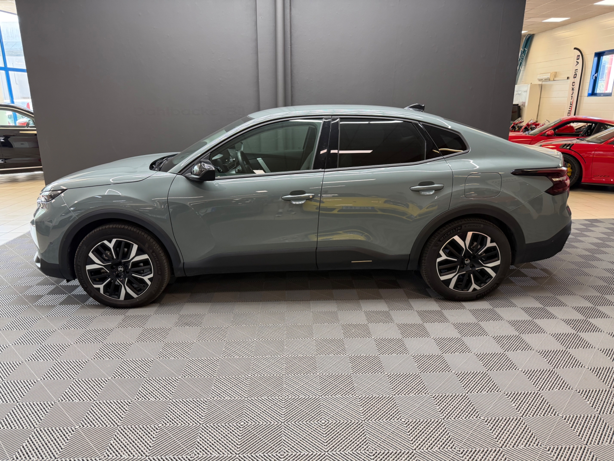 Citroen C4 X Hybrid 145 e-DSC 2025, bild 3/40