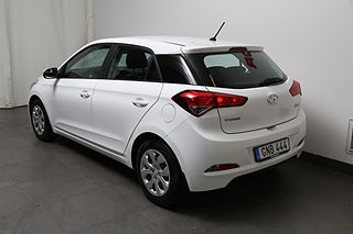 Halvkombi Hyundai i20 4 av 23