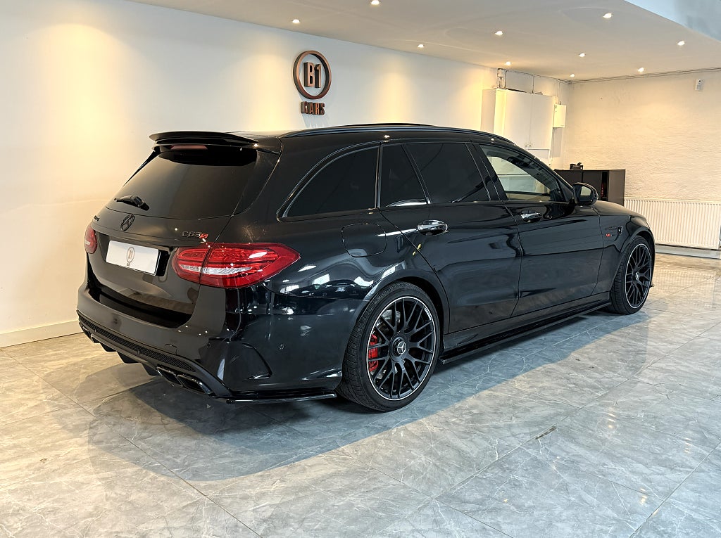 Mercedes-Benz AMG C 63 S T AMG Speedshift 510HK PANO BURMESTER SPORTAVGAS