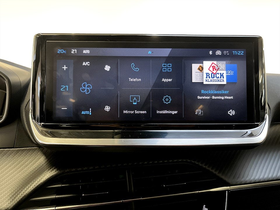 Bild på Peugeot 2008 Allure 1.2 PT 130hk - CARPLAY, P-SENSORER