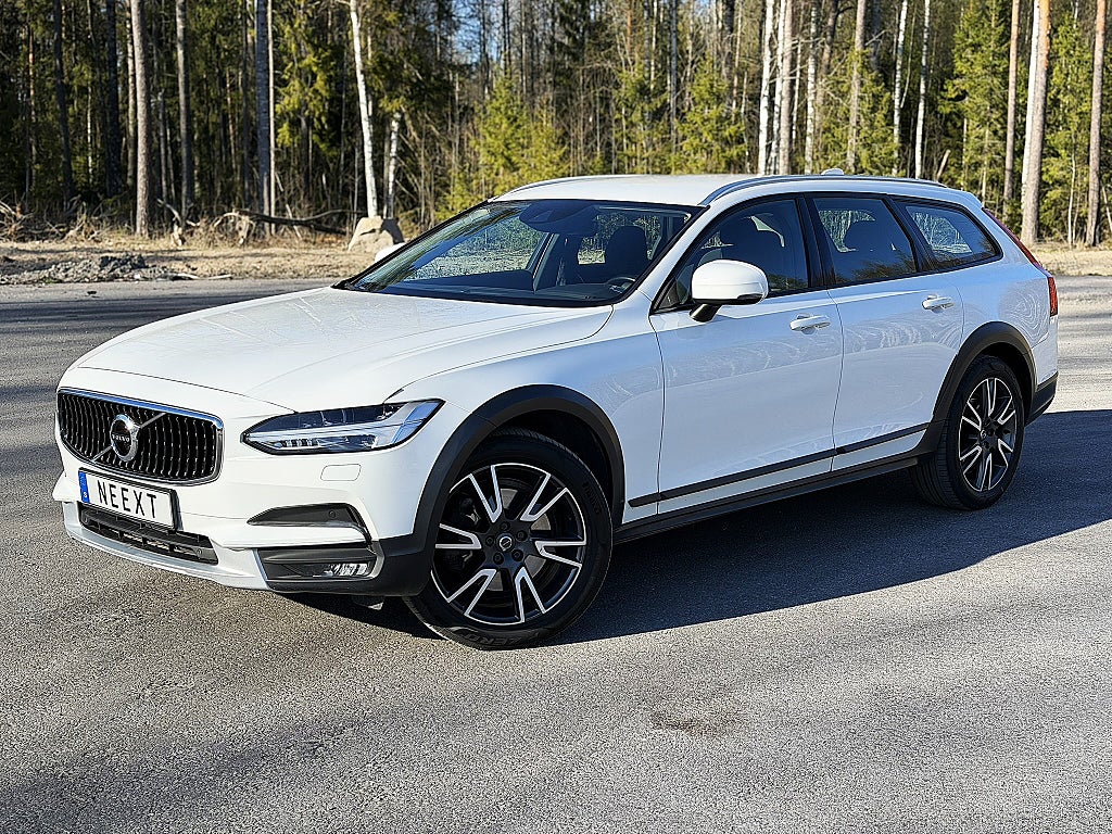 Volvo V90 Cross Country D4 AWD Inscription Business ADV /DRAG/V hjul /NY SERVAD