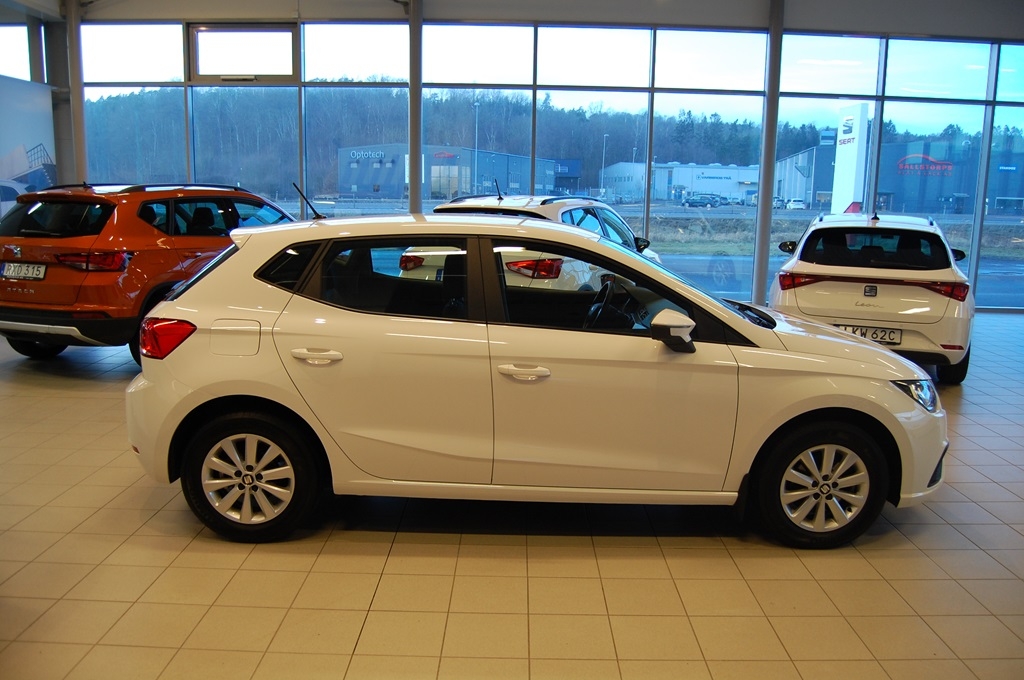 Seat Ibiza TSI 115 HK DSG, kuva 2/18