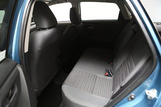 Halvkombi Toyota Auris 22 av 23