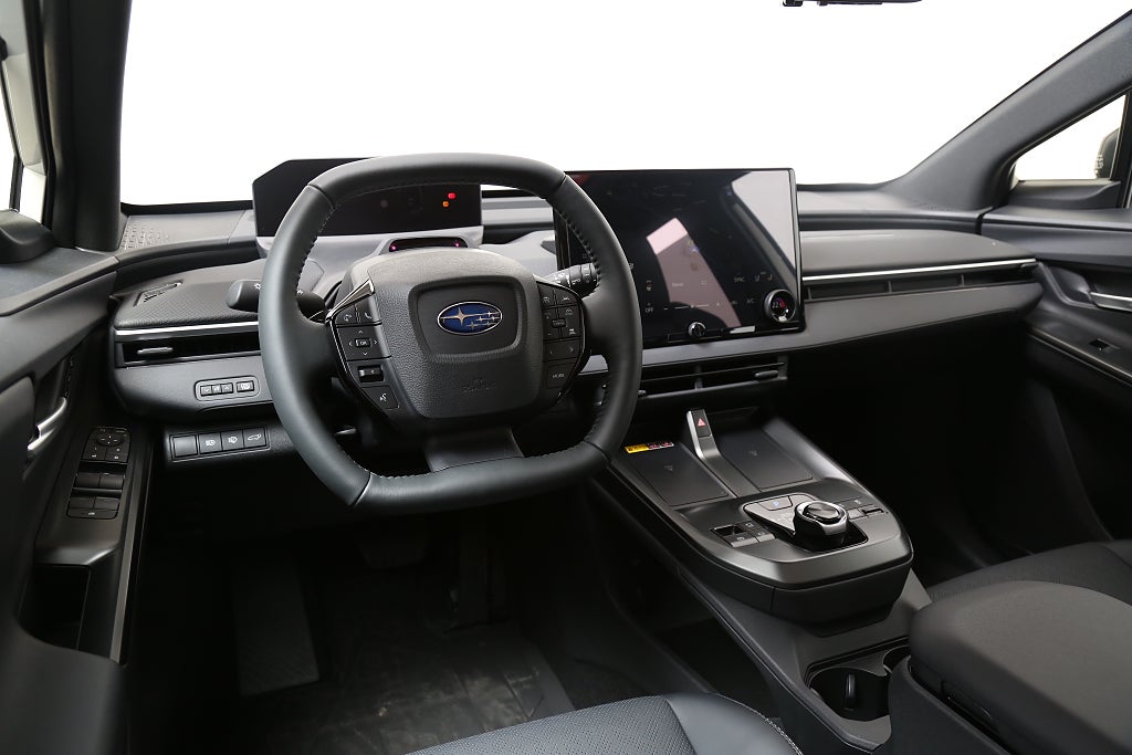 Subaru E-Outback 74.7 kWh AWD Touring + 485km & 380HK 2026