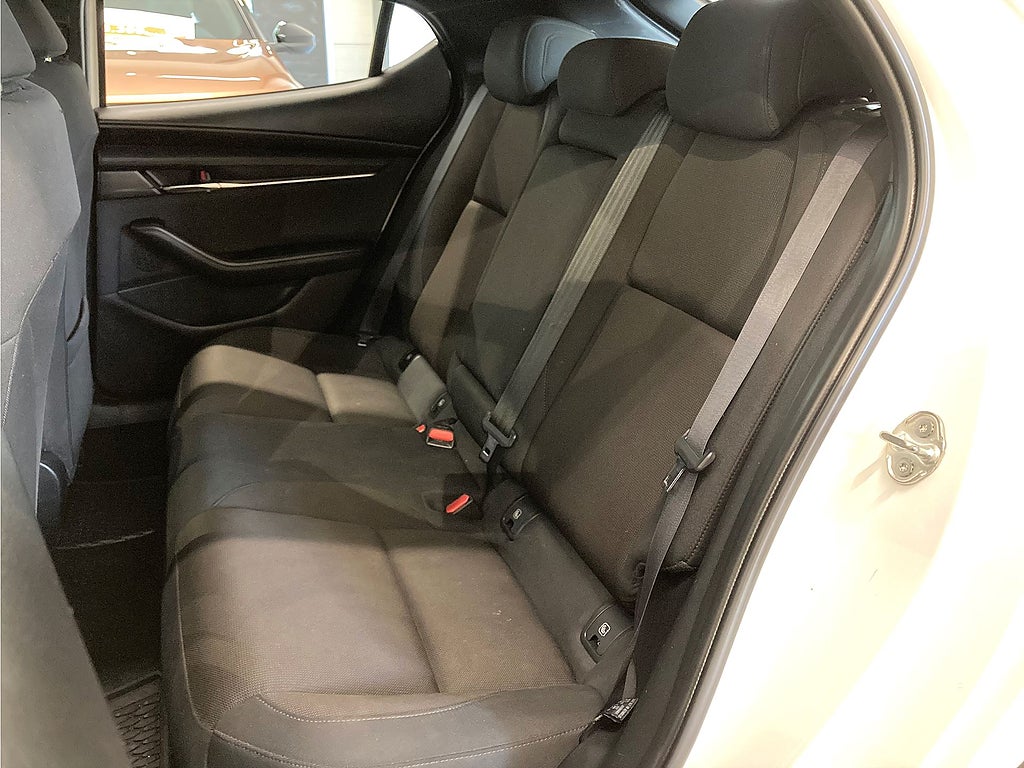 Bild på Mazda 3 Hatchback Sky 2.0 150hk Aut - B-KAMERA, 1 ÄGARE