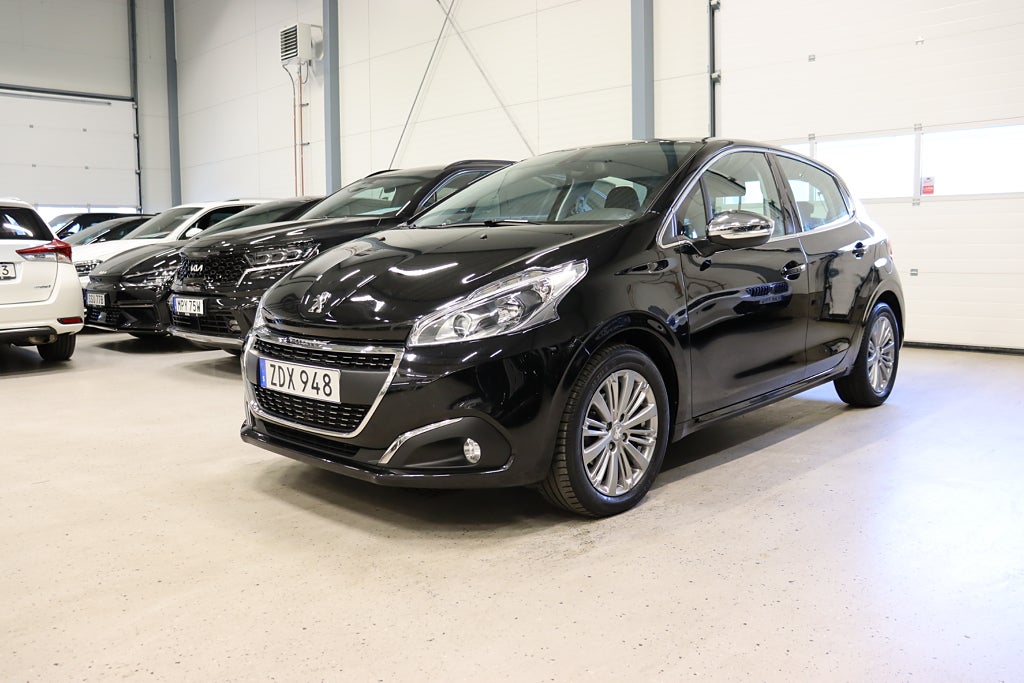 Peugeot 208  1.2 PureTech 110 EAT P-Sensorer Kamrembytt 110hk