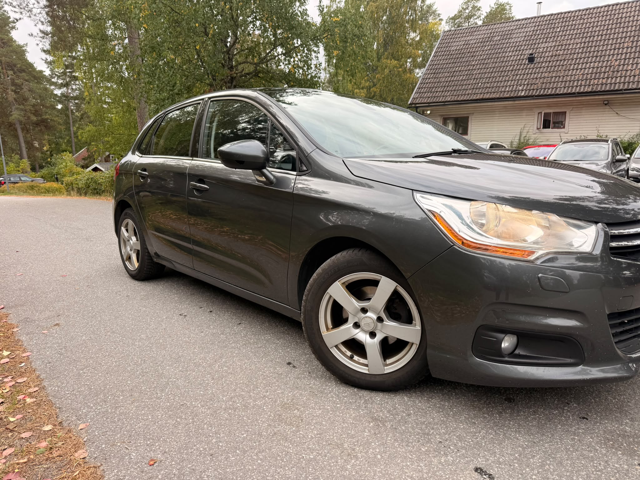 Citroen C4 1.6 e-HDi Airdream EGS Euro 5 2013, bild 2/10