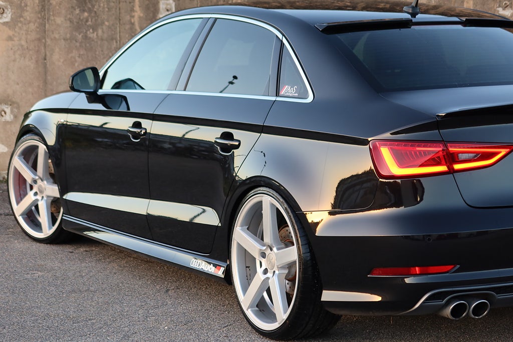 Audi A3 Sedan 2.0 TDI S-Line Coils 20" Ocean Påkostad SE STUK
