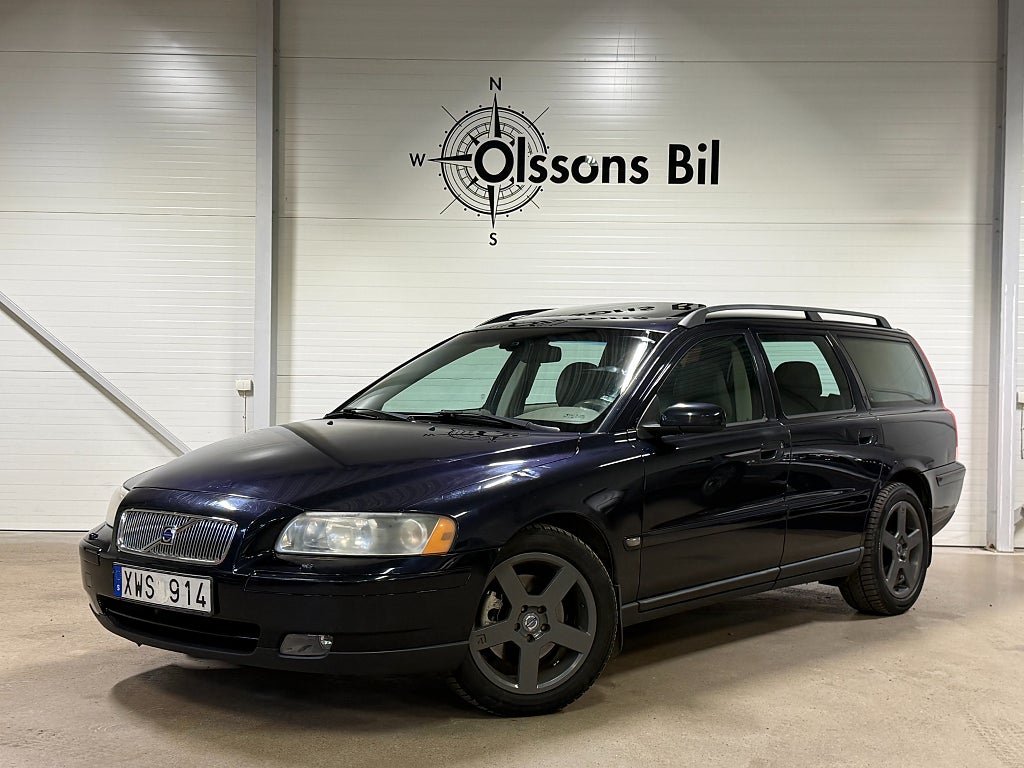 Volvo V70 2.5T AWD Kinetic Drag Läder Taklucka 210hk