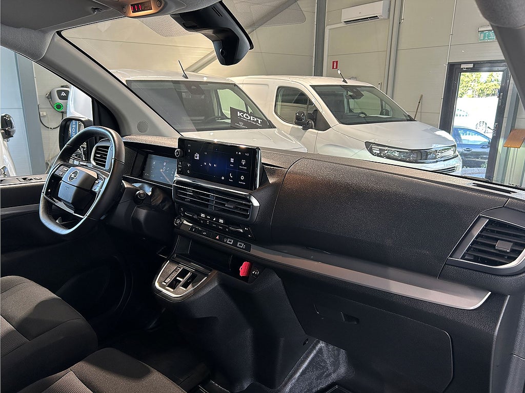 Bild på Opel Vivaro Elite+ 2.0 BHDi 180hk Aut L2 - DRAG,B-KAMERA,RATTVÄRME