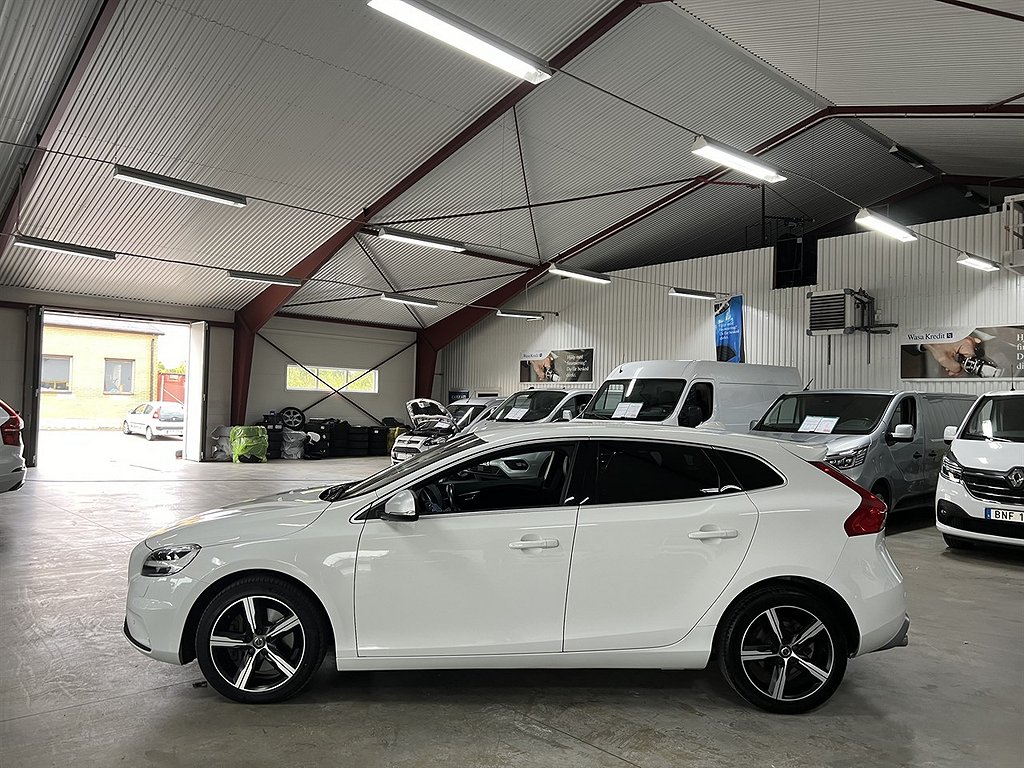 Volvo V40 D3 150Hk R-Design VOC