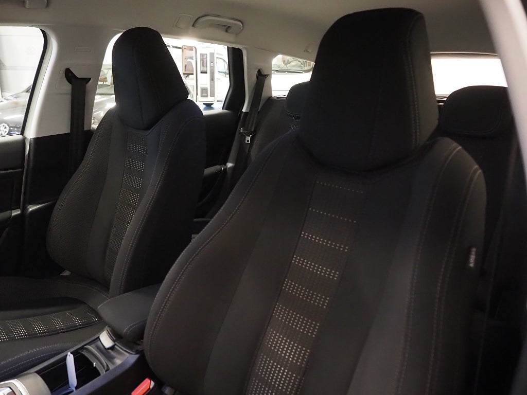 Peugeot 308 SW 1.2 130hk Allure Automat Drag PDC Keyless 2015