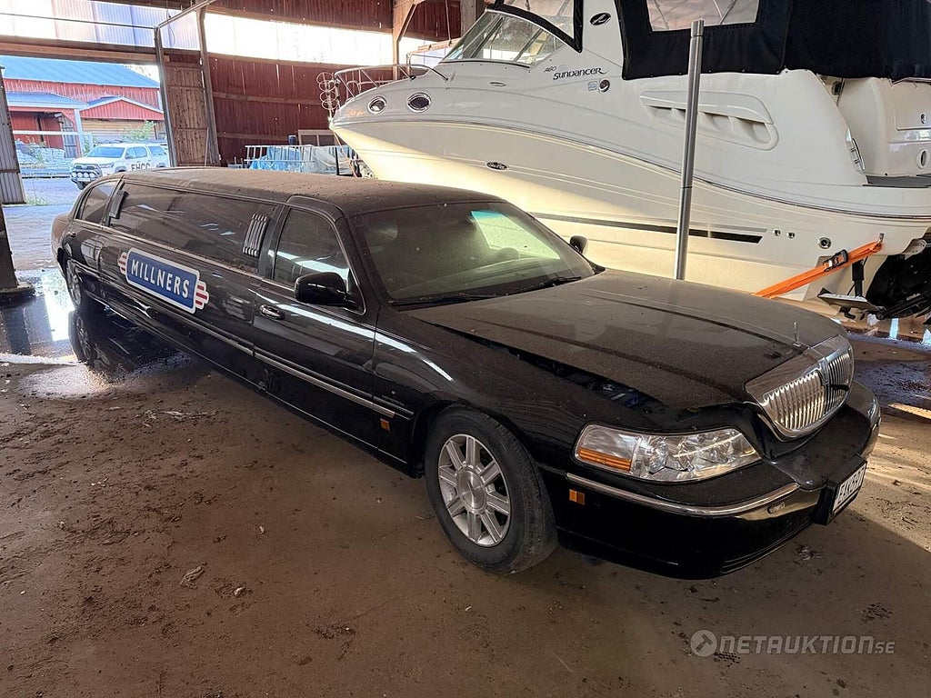 Lincoln Town Car Stretch 4.6 V8 2V SOHC