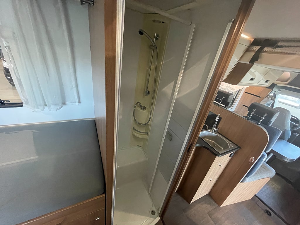 Sun Living S 75 SL / B-körkort / Taksäng / 5 bältad / 4779kr/mån / - Sun Living