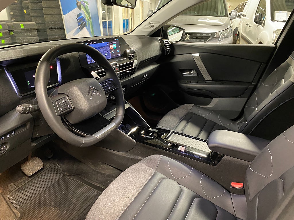 Bild på Citroën C4 X SHINE 1.2 PureTech 130hk AUT