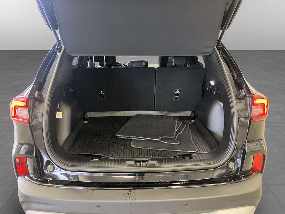 Bild på Ford Kuga Active PHEV 243hk Aut B-KAMERA CARPLAY EN ÄGARE