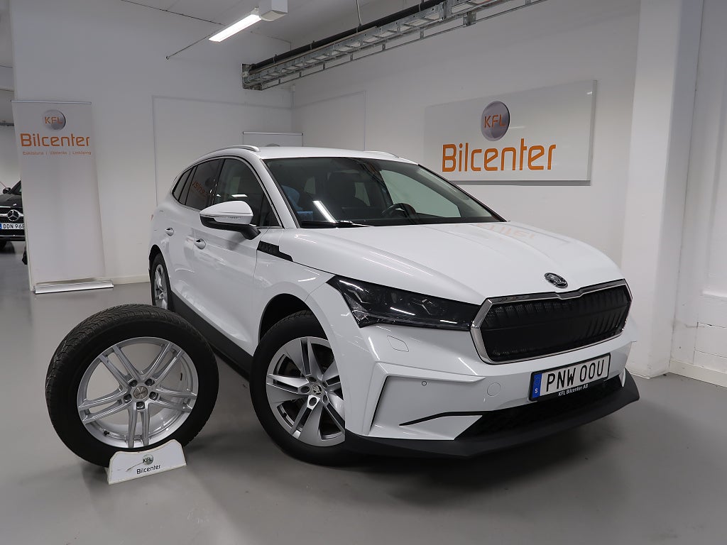 Skoda Enyaq iV 80 iV80 V-Däck ingår Drag-Kamera-Navi-Elstol-Rattvärme-