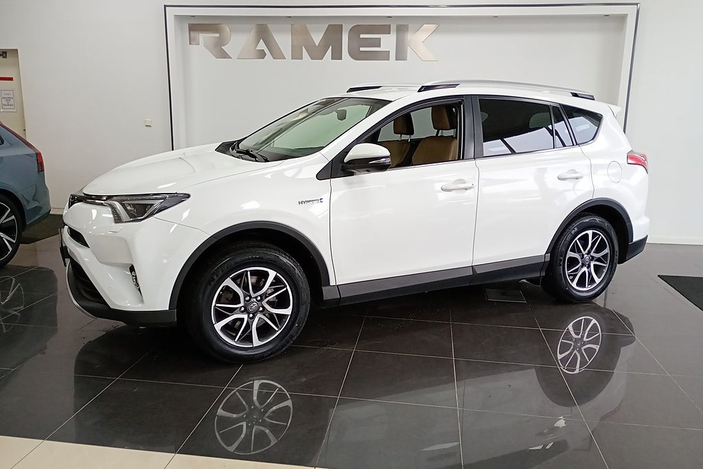 Toyota RAV4 Hybrid 2.5 Dual VVT-i AWD-i E-CVT Executive Drag Kamera