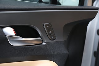 SUV Hyundai Santa Fe 13 av 33