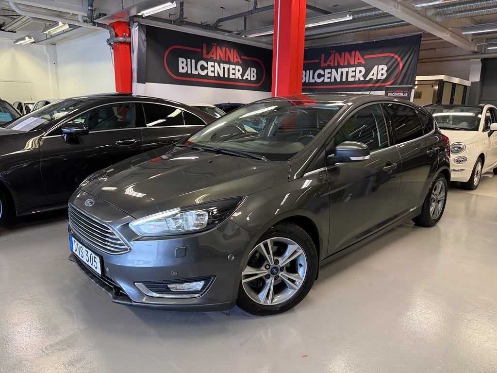 Ford Focus 1.0 EcoBoost Titanium M-värmare PDC Låg års SoV