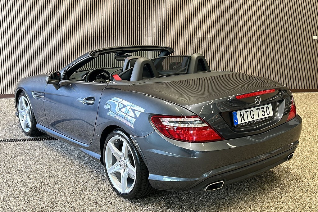 Mercedes-Benz SLK 200 7G-Tronic Plus AMG Sport *6051mil*