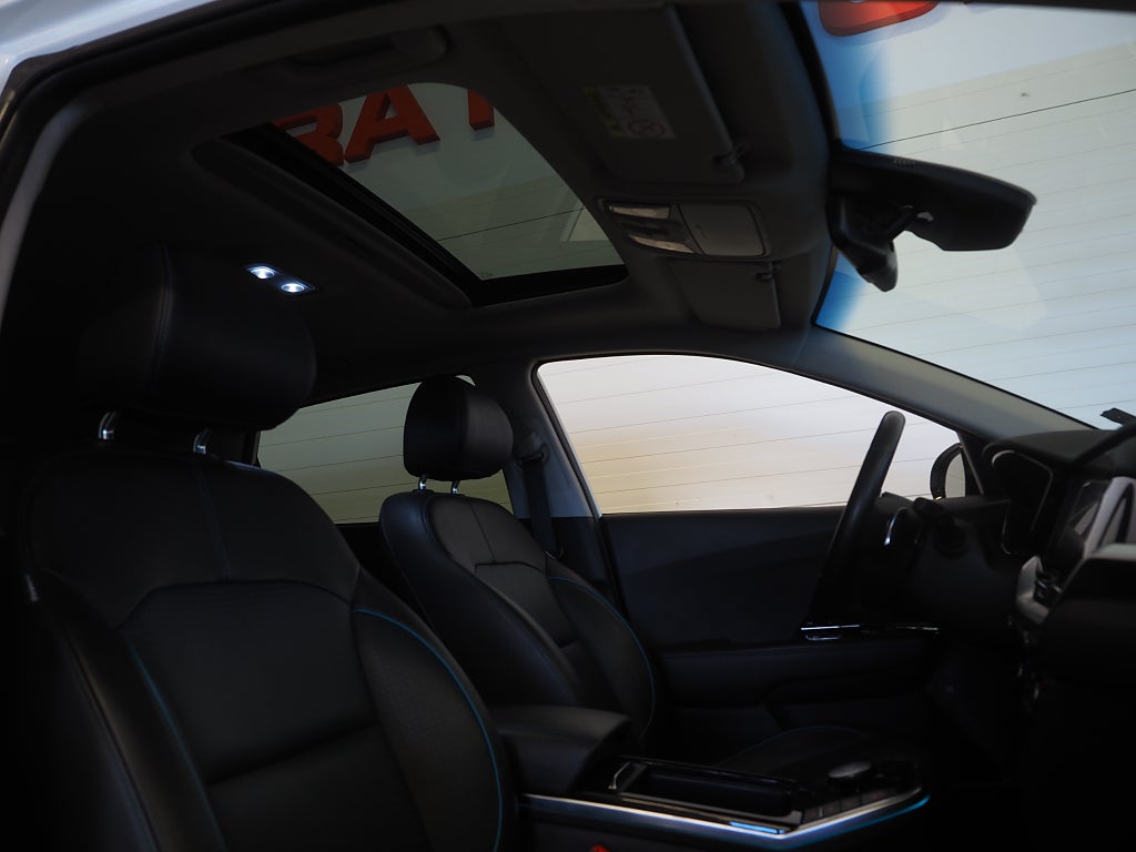 Kia Niro e- 64 kWh Advance Plus Tech Taklucka JBL Navi Läder 2020