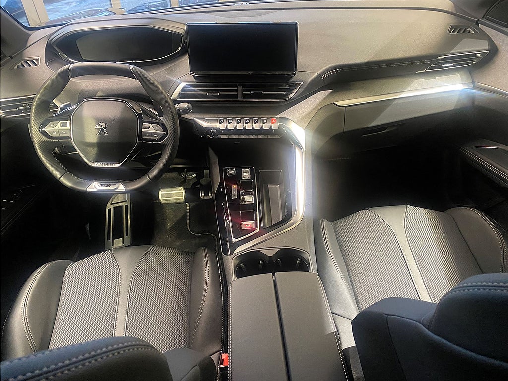 Bild på Peugeot 3008 GT 1.2 PT 130hk Aut - BACKKAMERA