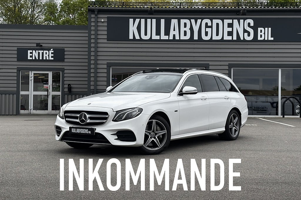 Mercedes-Benz E 300 de T Plug-In AMG | Panorama | Adaptiv farthållare