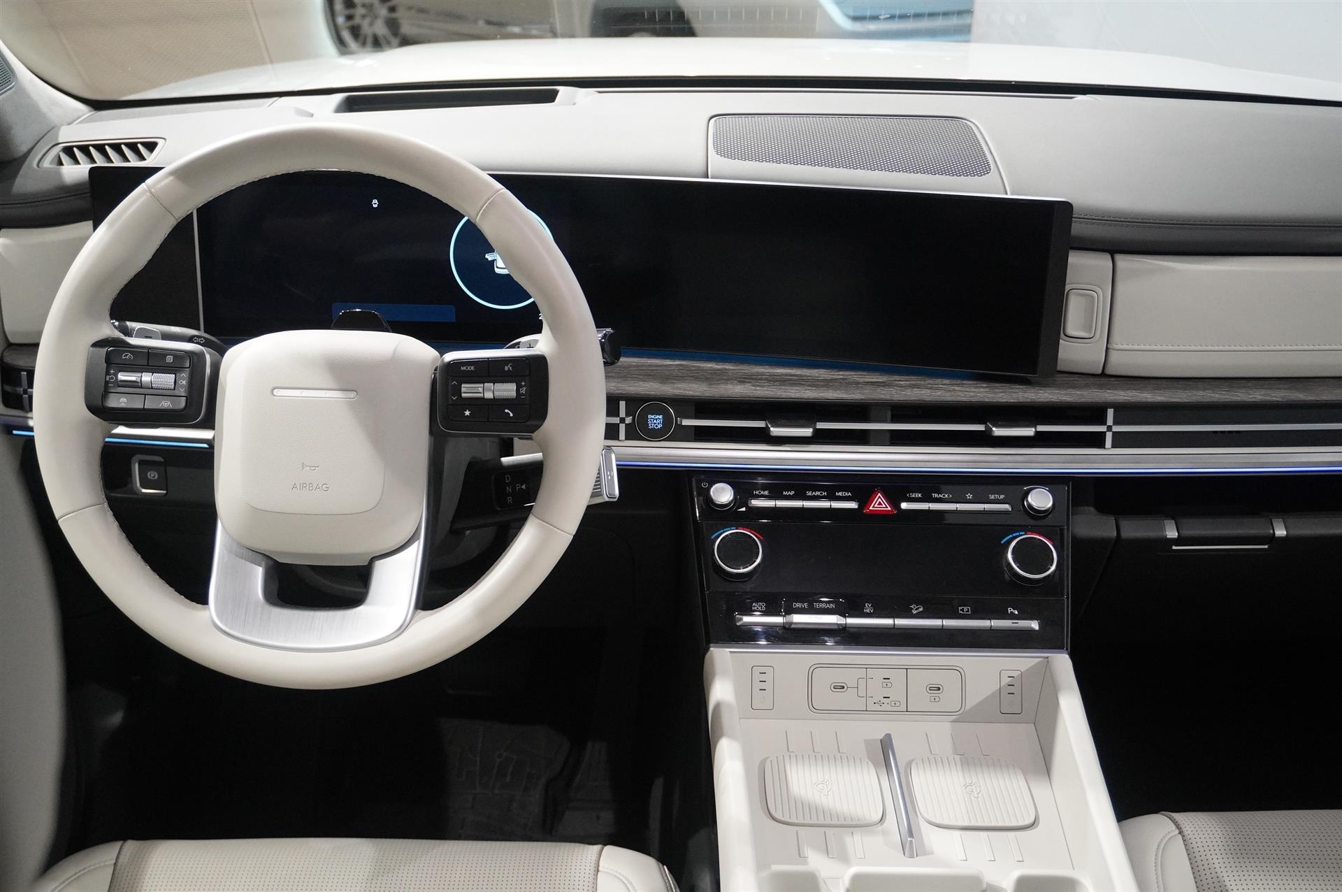 Hyundai Santa Fe 2025, photo 5/47