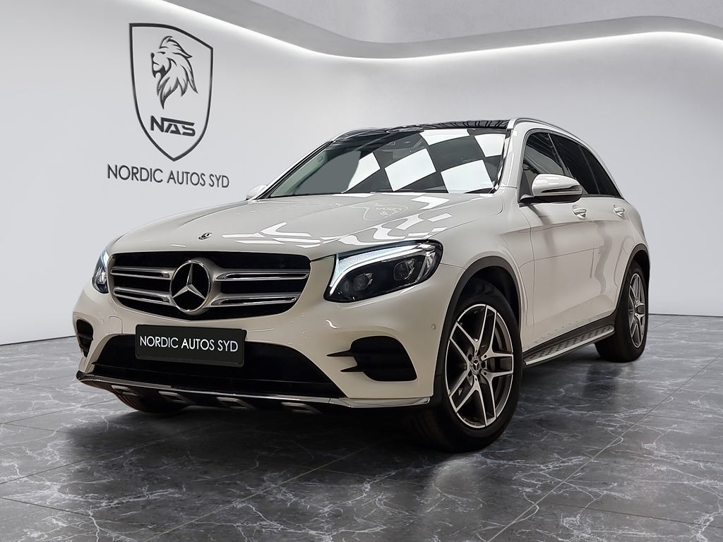 Mercedes-Benz GLC 220 d 4MATIC / AMG / Panorama / Drag