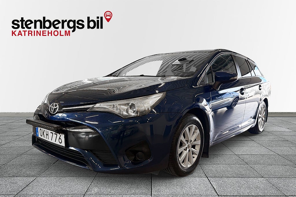 Toyota Avensis Kombi 1.6 D-4D Life Dieselvärmare M-Värm Drag S+V Hjul 